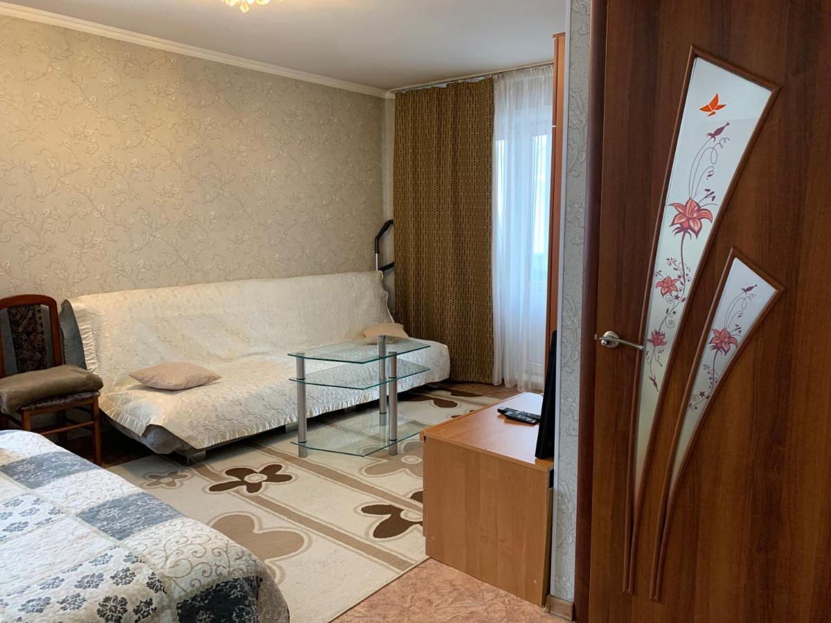 Уютная Квартира В Центре По Ул Гоголя Karaganda Bagian luar foto