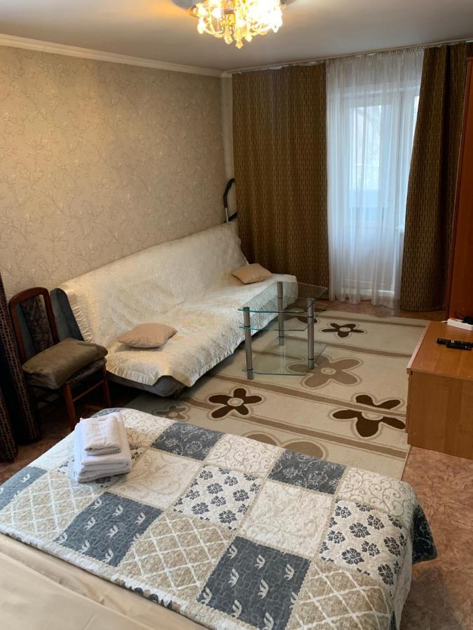 Уютная Квартира В Центре По Ул Гоголя Karaganda Bagian luar foto